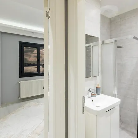 Comfortable W/ac In Cihangir * 伊斯坦布尔